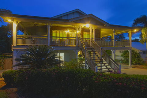 Driftwood Bed And Breakfast - Grafton Accommodation 0