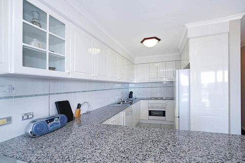 Eagle Wings - The Entrance, NSW - Grafton Accommodation 2