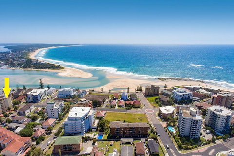 Eagle Wings - The Entrance, NSW - Grafton Accommodation 0