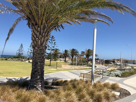 Eden Beach Retreat Holiday Home - Grafton Accommodation 2