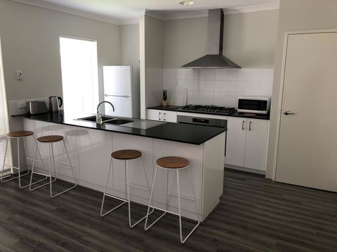 Eden Beach Retreat Holiday Home - Grafton Accommodation 1