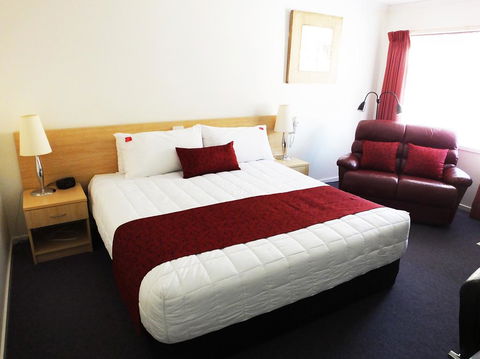 Edinburgh Motor Inn - Grafton Accommodation 1