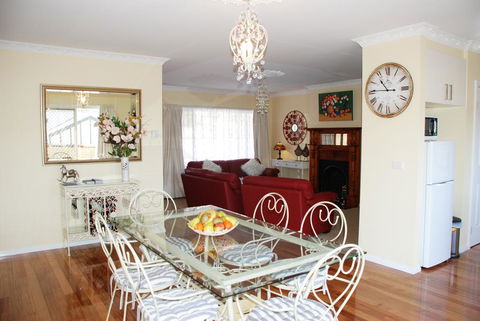 Edwards Rose - Grafton Accommodation 3