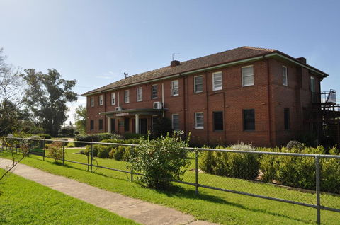 Elm And Wren Guesthouse - Grafton Accommodation 0