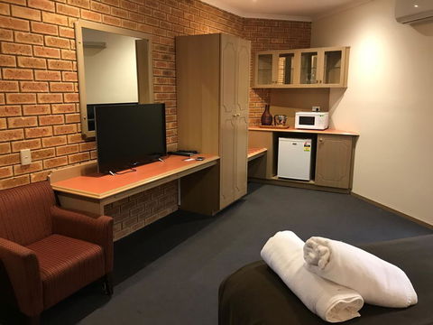 Eltham Motor Inn - Grafton Accommodation 3