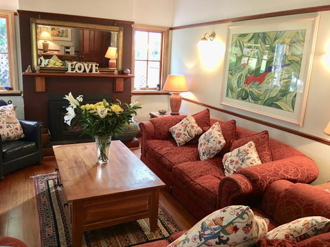 Endellion - Grafton Accommodation 2