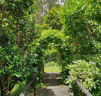 English Gardens - Garden Cottage - Grafton Accommodation