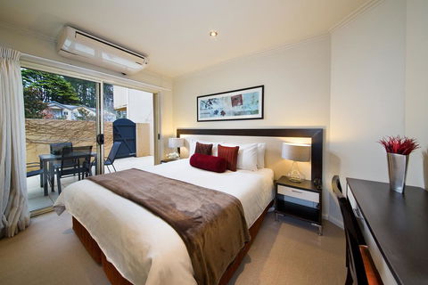 Falls Mountain Retreat Blue Mountains - Grafton Accommodation 2