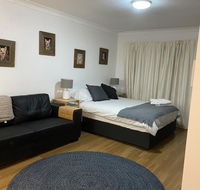 Family Unit March St Orange - Grafton Accommodation