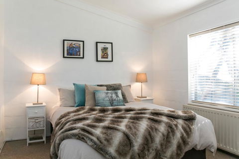 Feathertop Alpine Lodge - Grafton Accommodation 3