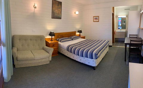 Finley Motel - Grafton Accommodation 0