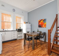 Five Ways CBD Apartment - Spacious Wifi Free Parking - Grafton Accommodation