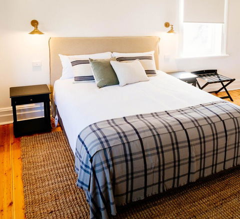 Flash Jacks Of Gundagai - Grafton Accommodation 2