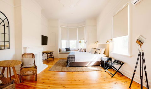 Flash Jacks Of Gundagai - Grafton Accommodation 1
