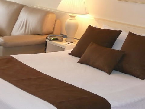 Frankston International - Grafton Accommodation 3