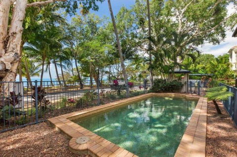 Fusilier Beachfrontviews - Grafton Accommodation 0