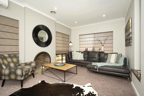 Garden City Luxury Apt - Grafton Accommodation 0