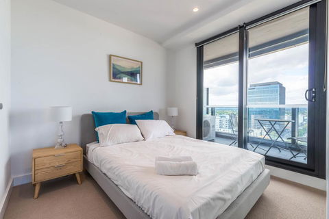 Golden Box Hill Apartment - Grafton Accommodation 3