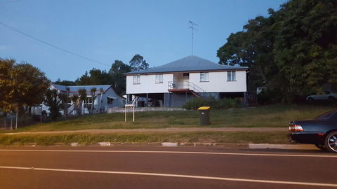 Golden Mt Rest On James - Grafton Accommodation 1