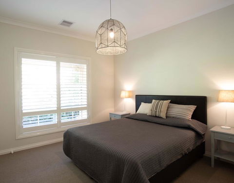 Gracefield Estate - Grafton Accommodation 2