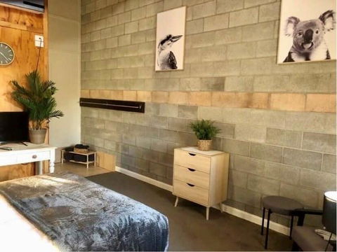 Granite Belt Cabins - Grafton Accommodation 2