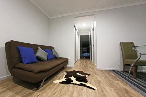 Granny Flat Next To Golf Course - Grafton Accommodation 3
