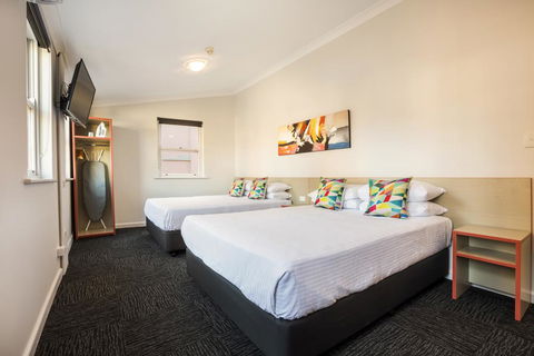 Granville Hotel - Grafton Accommodation 1