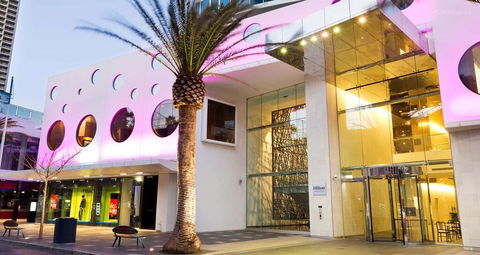 H Ocean View In Surfers Paradise - Grafton Accommodation 0