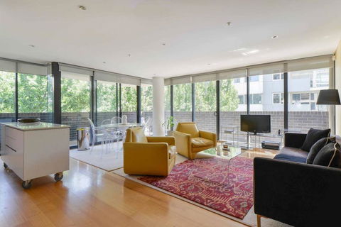 HAZEL Chapel St Socialite. Pool, Spa & Gym - Grafton Accommodation 0