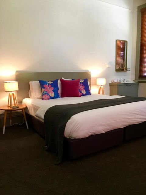 Healesville Hotel - Grafton Accommodation 3