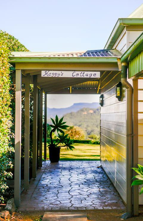 Heggy's Cottage - Grafton Accommodation 3