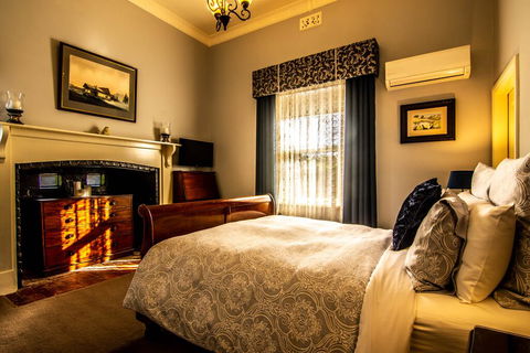 Heytesbury House - Grafton Accommodation 2