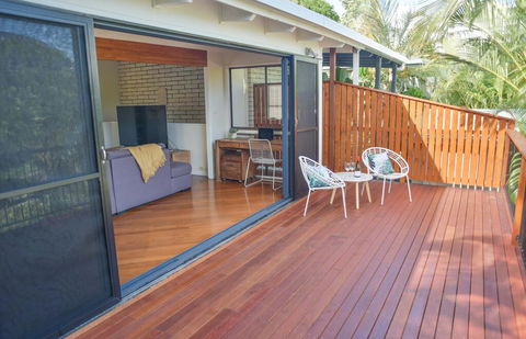 Hideaway At Hodgens Walk To Beach Happy Valley And Bulcock St With Backyard - Grafton Accommodation 2