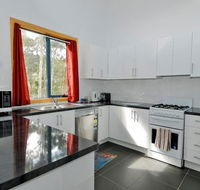 Hill Top Retreat Self Contained Accomodation - Grafton Accommodation