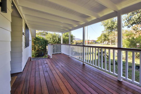 Hillsborough Cottage - Grafton Accommodation 3