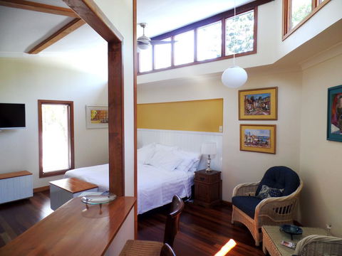 Hilltop B&B - Grafton Accommodation 1