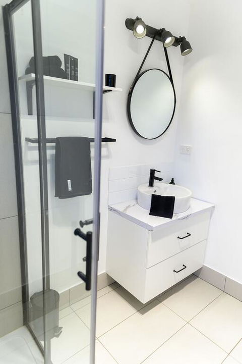 Hinterland Boutique Cottages-Fig Tree Cottage - Grafton Accommodation 3