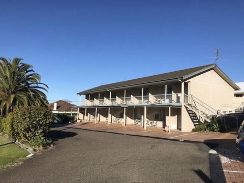 Holiday Lodge Motor Inn - Grafton Accommodation 3