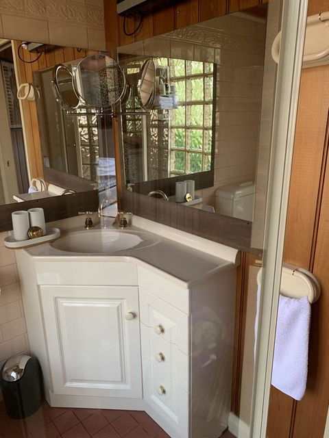 Holly Cottage - Grafton Accommodation 0