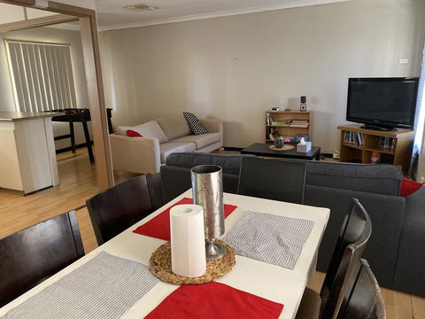 Home Away From Home - Grafton Accommodation 1
