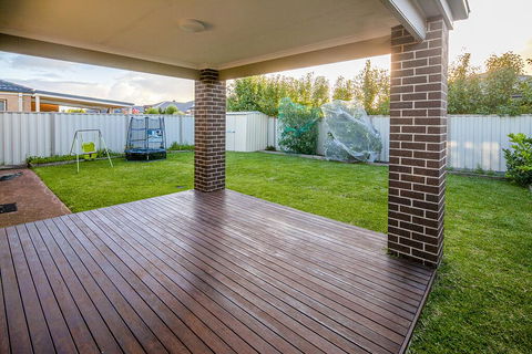 Homely Getaways In Central Pakenham - Pet Friendly - Grafton Accommodation 2