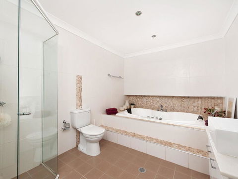 Jacaranda Blue @ Corlette - Grafton Accommodation 2