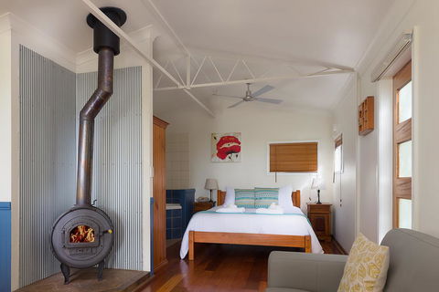 Jacaranda Cottages - Grafton Accommodation 3