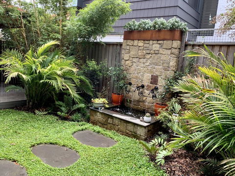 Jacaranda Garden Retreat - Grafton Accommodation 0