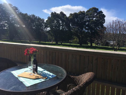 Jacaranda Retreat. Refreshing, Recharge, Relax ! - Grafton Accommodation 0