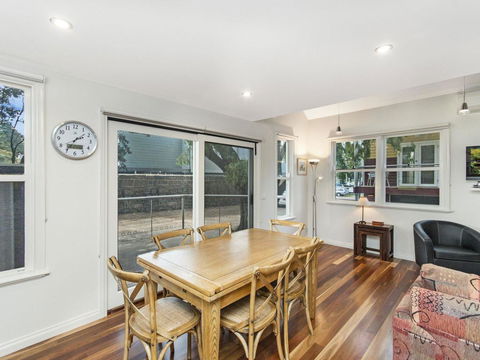JOHANSSON'S PERCH COTTAGE - Grafton Accommodation 0