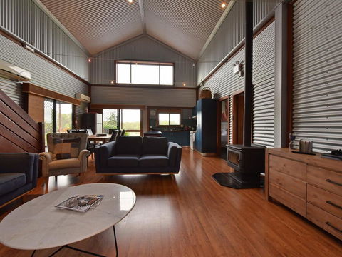 Kelman Cottage - Tucked Away With Pool + Native Wildlife - Grafton Accommodation 3