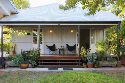 Kenilworth Cottage Barcaldine - Grafton Accommodation 0