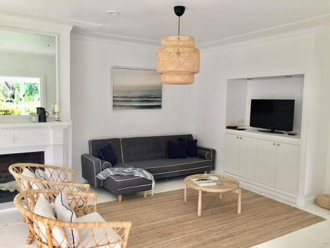 Kookaburra House, Newport - Grafton Accommodation 2