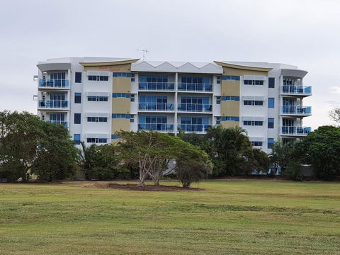 Koola Beach Apartments Bargara - Grafton Accommodation 1